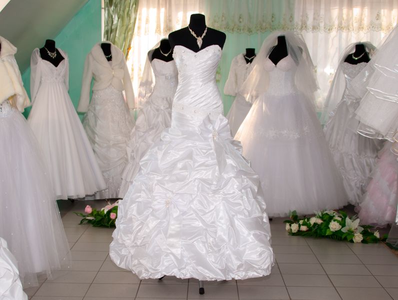 Robe de mariée Lille : à qui commander et comment bien la porter ?