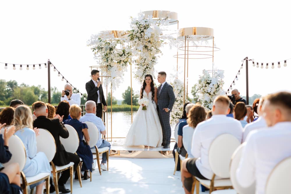 Comment choisir les parapluies pour son mariage ?